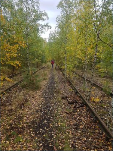 Entlang der Bahnstrecke